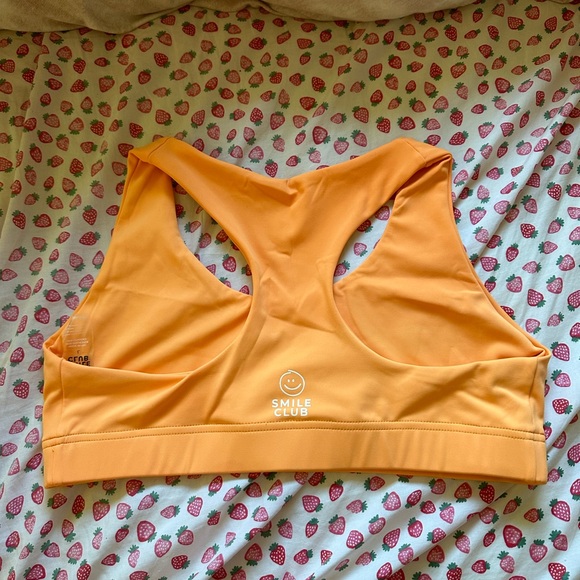 Moana smile club busy bee sports bra large - Picture 2 of 3